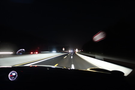 夜間移動 @ Autobahn