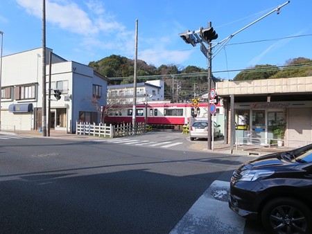 追浜の信号待ちの時につい京急車両を