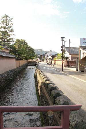 P26-金沢市内長町武家屋敷