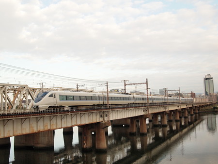 683系びわこエクスプレス 東海道本線新大阪~大阪