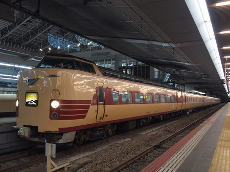 381系特急こうのとり 東海道本線大阪駅03