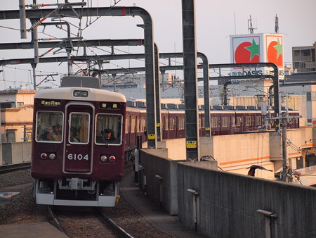 阪急6000系普通 阪急宝塚線豊中駅02