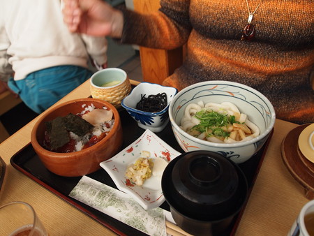 手こね寿司と伊勢うどん
