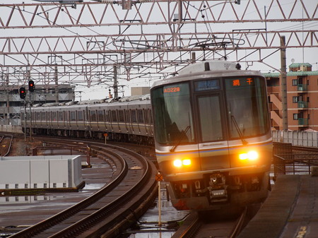 223系新快速 湖西線大津京駅02