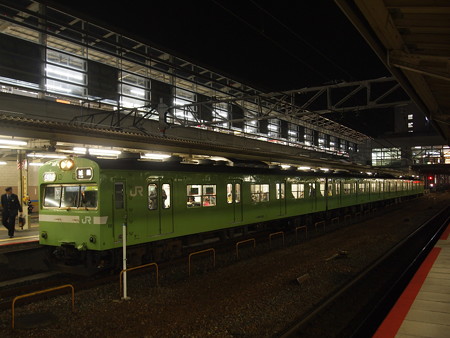 103系普通 奈良線京都駅02