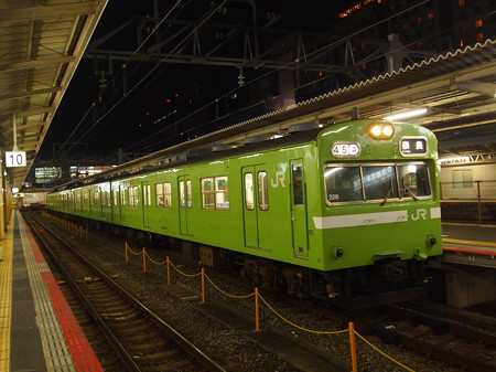 103系普通 奈良線京都駅03