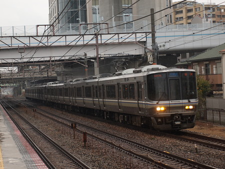 223系新快速 山陽本線舞子駅02