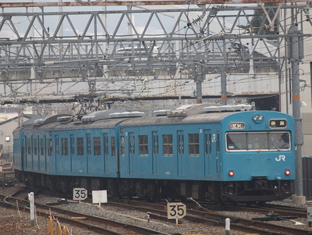 103系日根野車普通 奈良線京都駅02