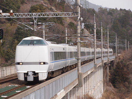 683系特急サンダーバード 湖西線北小松駅