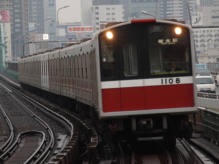大阪市営地下鉄10系 御堂筋線西中島南方駅05