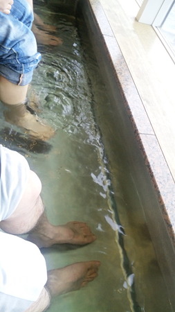 海ほたるの足湯