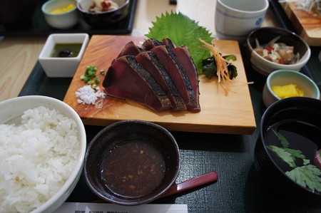 02．炙りかつお定食