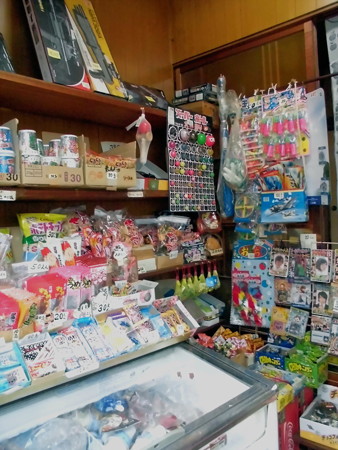 目黒不動尊界隈_駄菓子屋さん-04