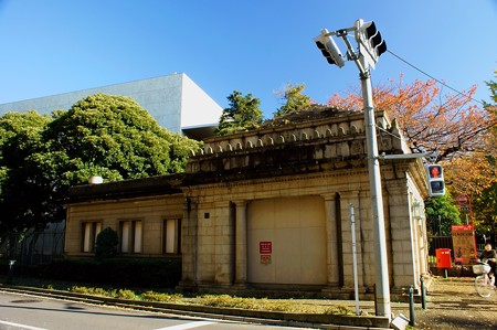 上野公園 博物館動物園駅跡
