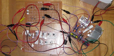 アンプ2
