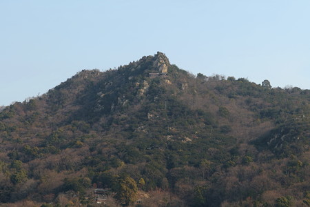 忠海港から眺める黒滝山