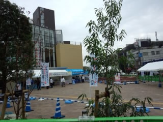 会場にて