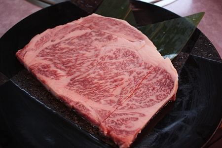 千葉・芝山町 大衆肉料理 大幸/前沢牛特選リブロース 1890円(1人前)