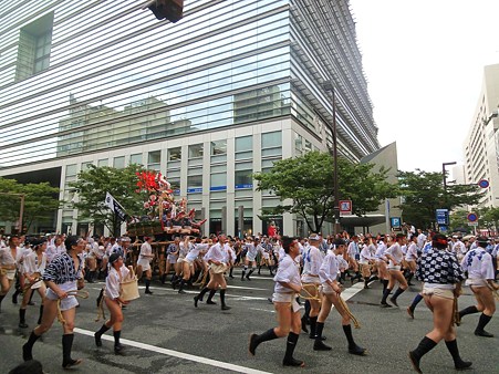 博多祇園山笠「集団山見せ」～恵比寿流