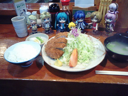 鹿屋市内のとんかつ料亭「竹亭」にて、上とんかつ定食なう\(≧▽≦)/
