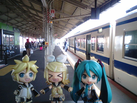ミク:「下関駅に到着です。九州とサヨナラして、本州に戻ってきまし...