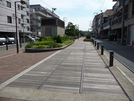 110622-東横廃線 東白楽→反町 (37)