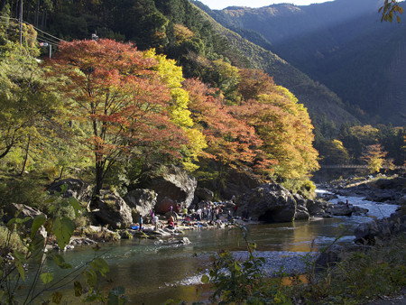 御岳小橋を望む