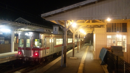 湯田中温泉駅なぅ