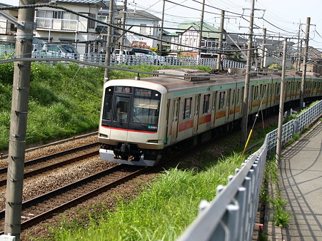 東急5000系(つくし野駅付近)