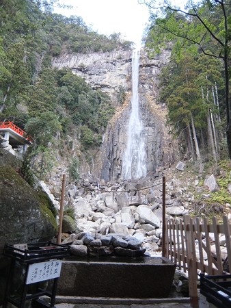 飛瀧神社11 延命長寿のお滝水