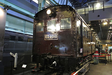 国産初の電気機関車　ED40-10