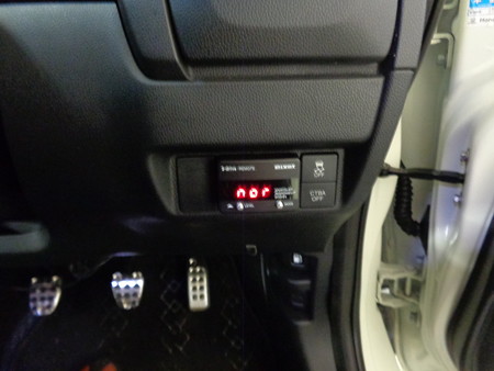 フィット　マニュアル車　ピボット３ドライブＲ取付