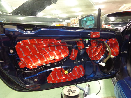 ８６　埼玉県　デッドニング　助手席