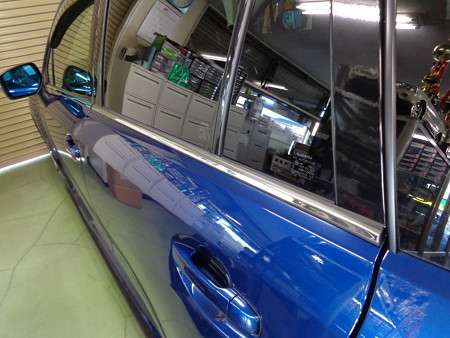 レヴォーグ　ウインドウモールカーボンシート施工前