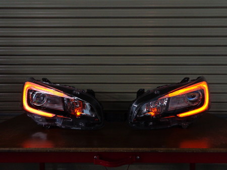 レヴォーグ　奈良県　ＮＥＷアウディ風ＬＥＤ　オレンジ