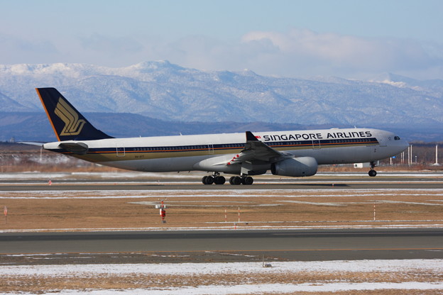 A330-300 9V-STT Singapore Airlines