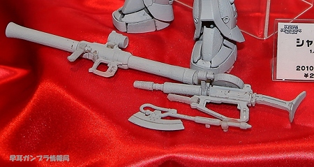 RG 1/144 シャア専用ザクの展示14