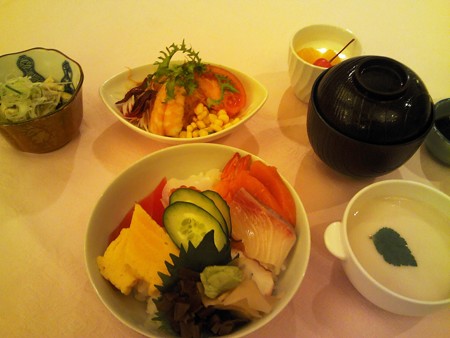Lunch@○ータリー例会01/23