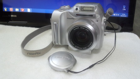 Fuji FinePix 2800Z