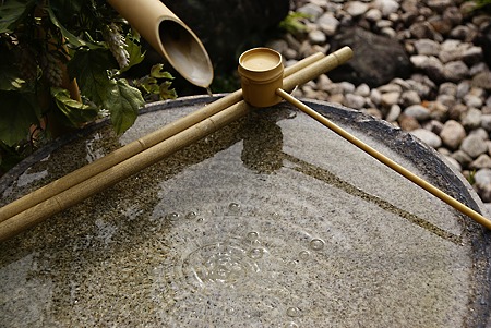 水