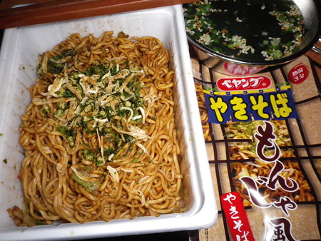 ペヤング　もんじゃ風やきそば