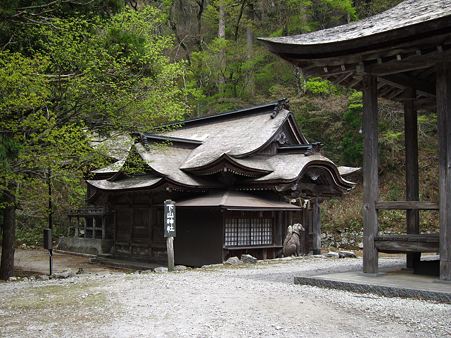 c-110506-125749 下山神社