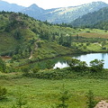 弓池と横手山方向